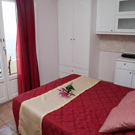 Ilias 3*